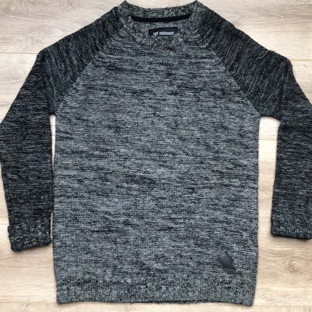 Minimum medium sweater